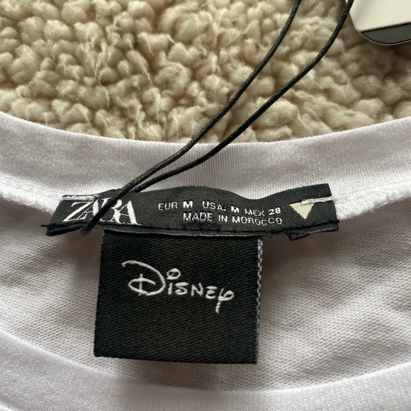 Zara x Disney- Dumbo Blouse, SIZE: M - Picture 3 of 6